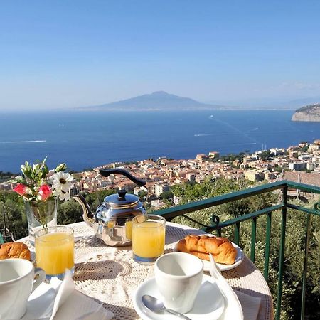 Casa Vacanze Chery Sorrento Exterior foto
