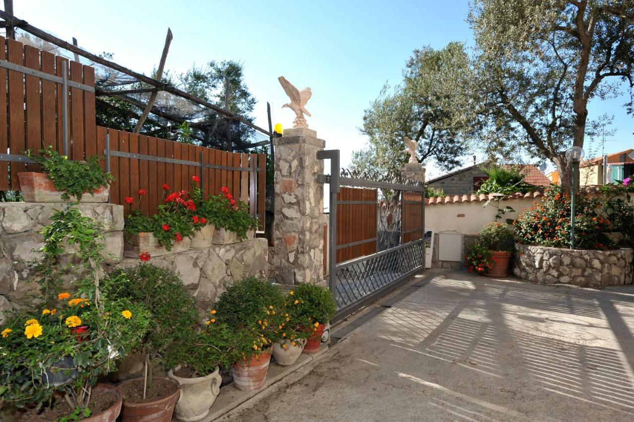 Casa Vacanze Chery Sorrento Exterior foto